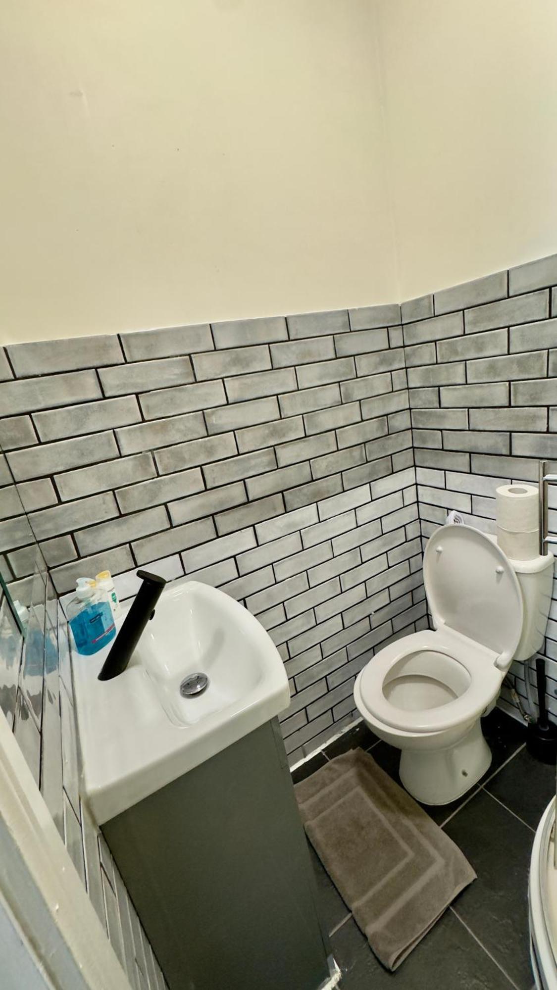 Guest&Rest 11 Apartment Londra Exterior foto